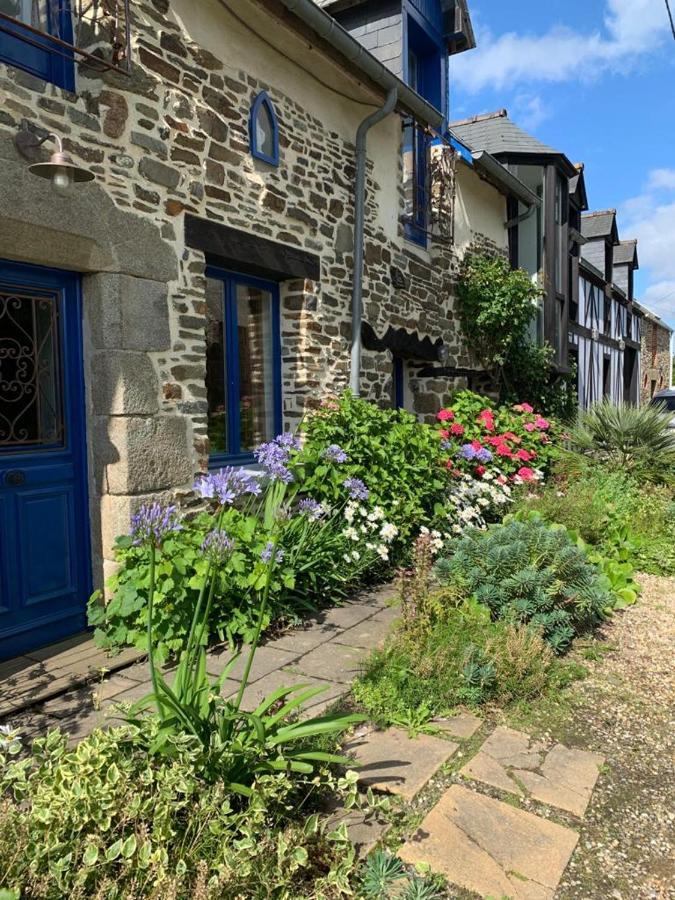 Grande maison en pierre, calme, jardin arboré. Roz-Landrieux Esterno foto